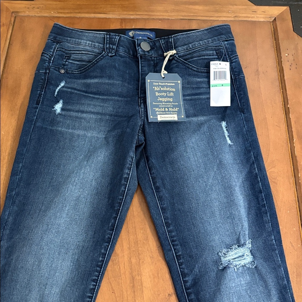 Democracy NWT Booty Lift Jeggings Size 8 - Picture 2 of 15